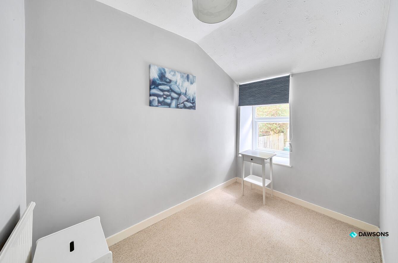 Village Lane, Mumbles, Swansea, SA3 4EB